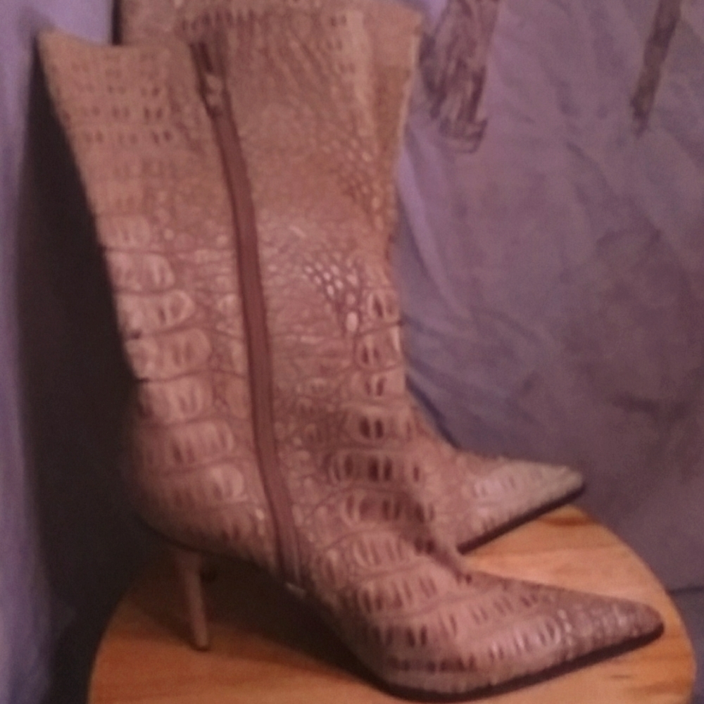 Leather snake skin print boots